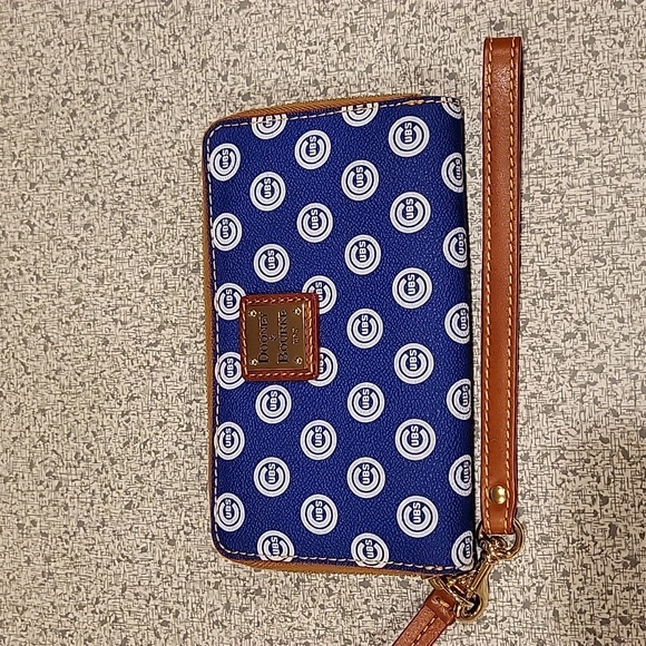 Dooney & Bourke Chicago Cubs zip around wristlet/wallet